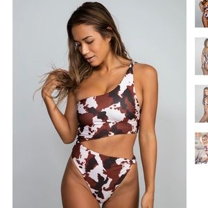 Skatie Dallas Nicole One Piece